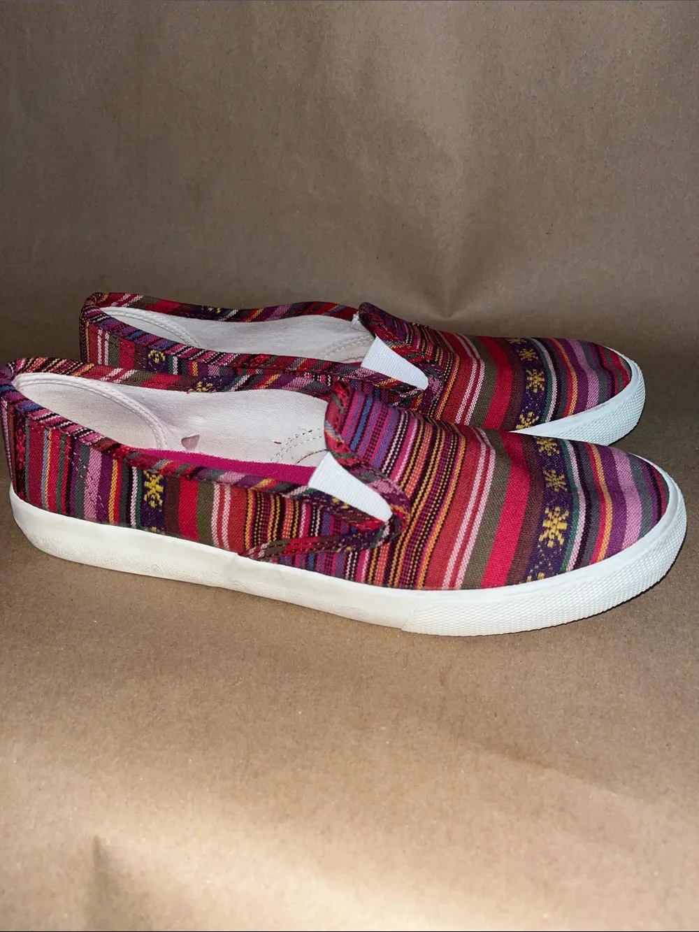Austin Trading Co Serape Print Slip-On Sneakers Size 8 - Picture 6 of 7